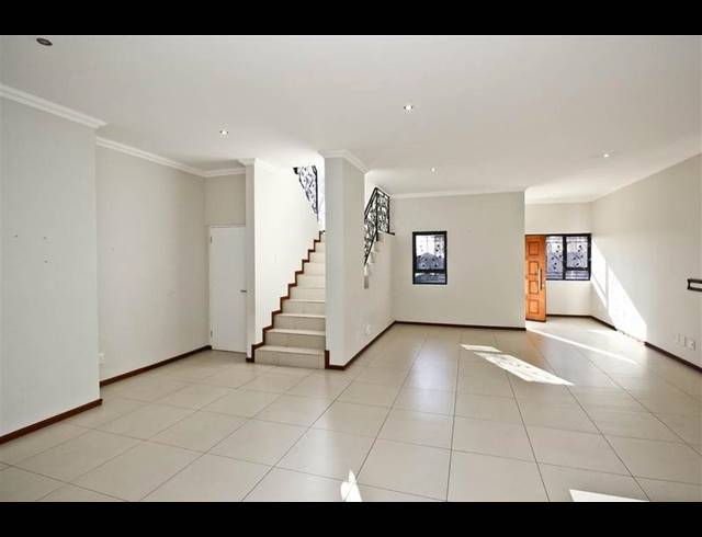 3 BEDROOM PROPERTY TO RENT IN VICTORY PARK